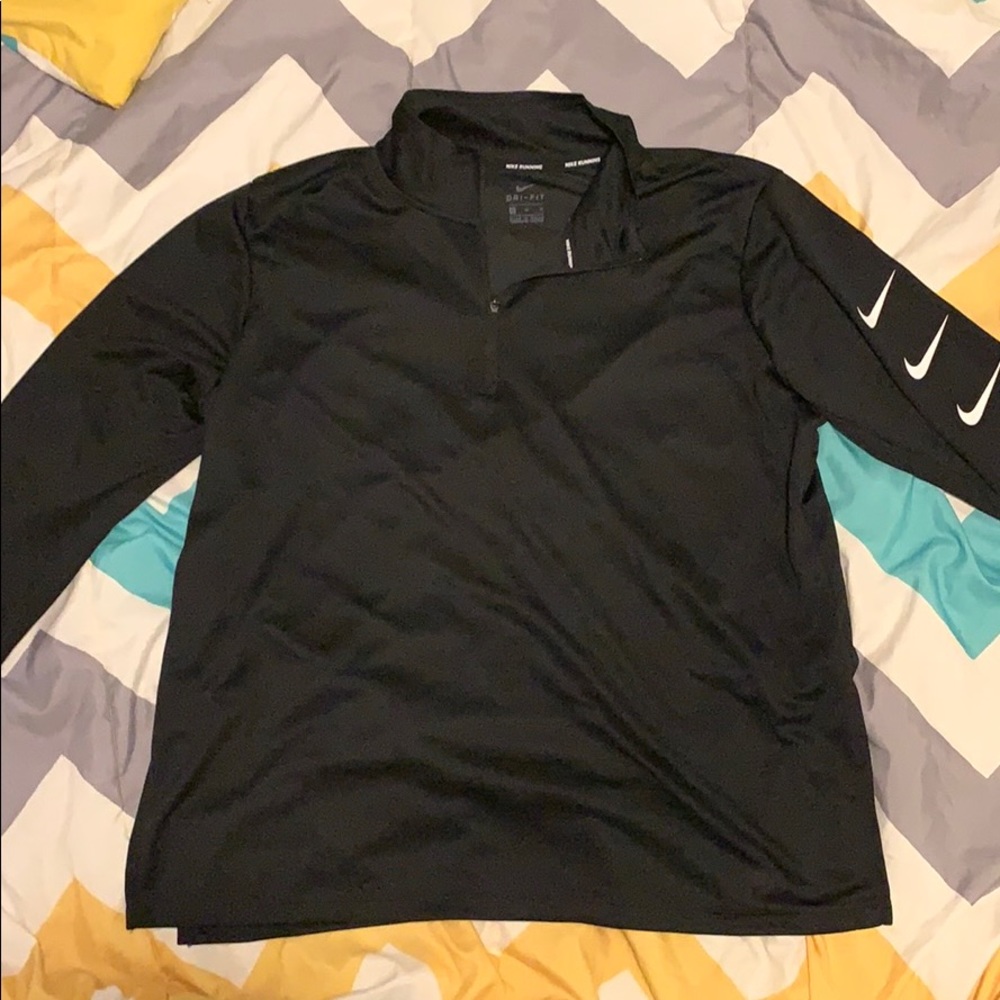 nike pull over